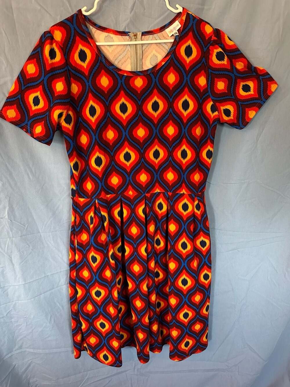 LuLaRoe Amelia Dress, Size 2XL, Geometric Print Exposed Zip